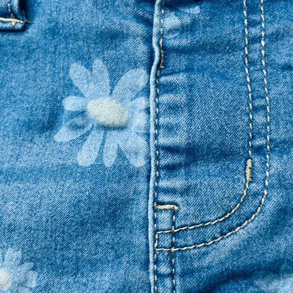 Y&F Overalls & Vigoss Shorts Girls Size 9 10 Lot Acid Wash Daisy Floral Denim